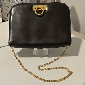 Authentic Salvatore Ferragamo Black Leather Bag with optional Chain P210537